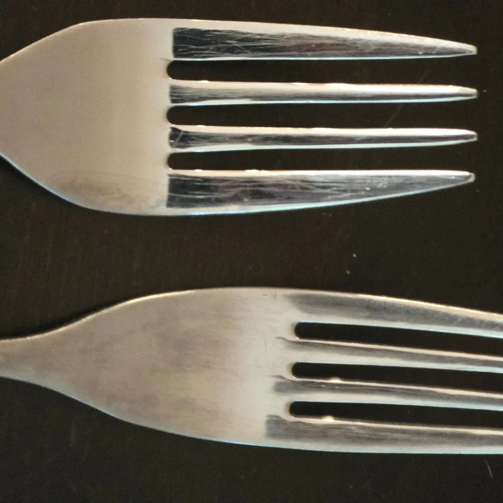 Reed & Barton Palmer hammered Flatware Set 34 piece 18/10 Stainless forks Shiny